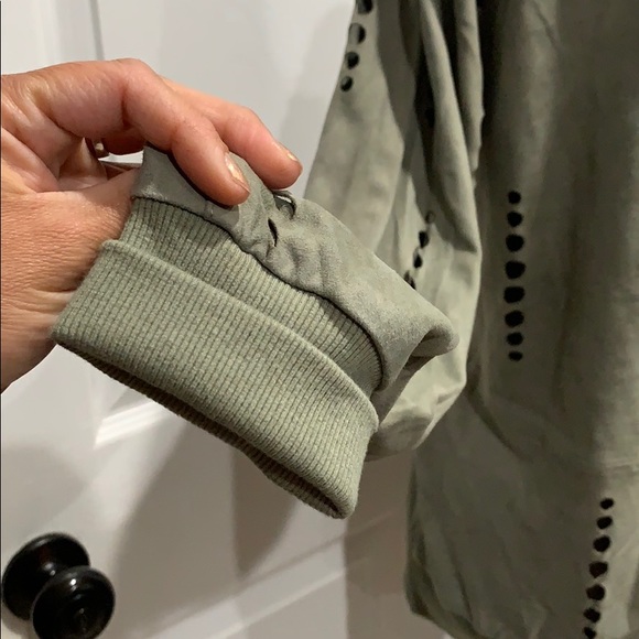 BROOKE & GOLDIE SUEDE MONICA PULL OVER - Picture 4 of 7